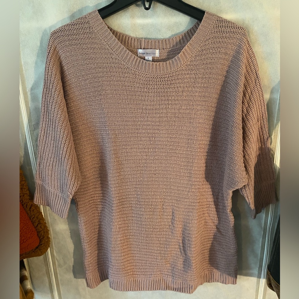 Pink half sleeve knit sweater